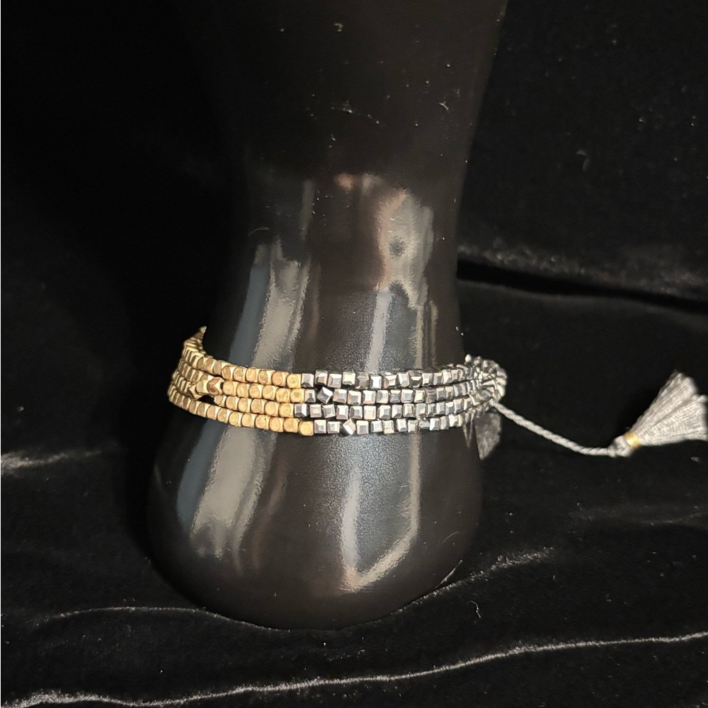 Elegant Gold and Silver Beaded Bracelet